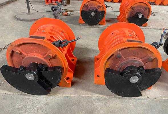 如判斷三元振動篩采用振動電機的質量？