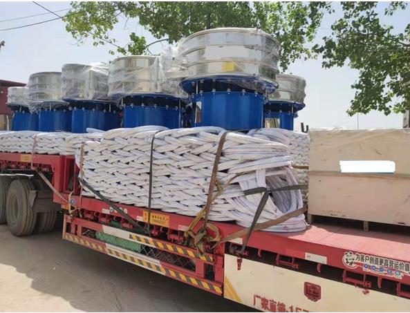 江蘇無錫張經(jīng)理訂購的康振機(jī)械產(chǎn)品于今日發(fā)出